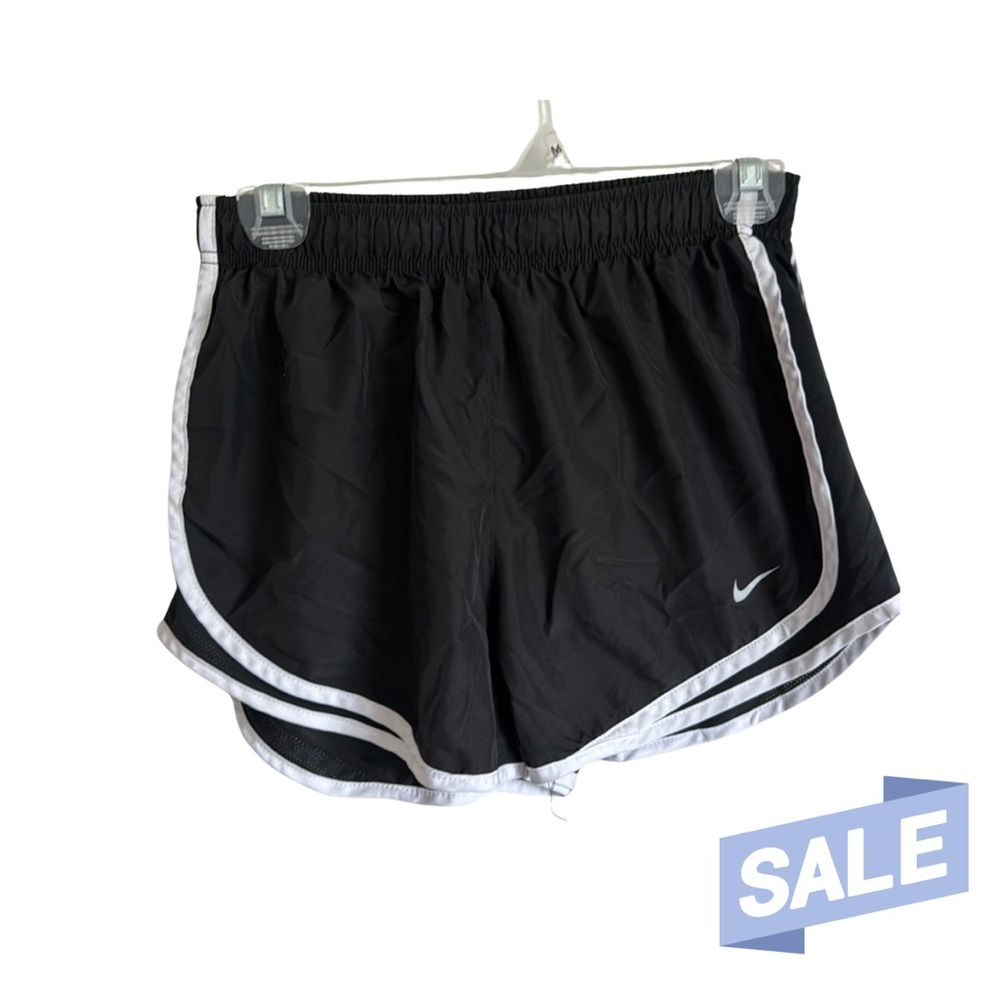 Black Nike Dri-Fit Shorts M